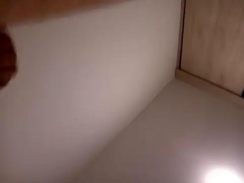 Snapshot of Bxby-young chatting on May 4, 4:41 am Bxby-young online show from May 4, 4:41 am