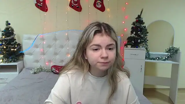 TinaRedly online show from December 28, 2:42 pm