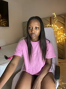 kellya  online show from April 15, 8:53 pm