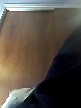 elmerfuddin87 online show from December 5, 2:36 pm