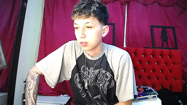  Thomas hot  online show from March 9, 8:10 pm