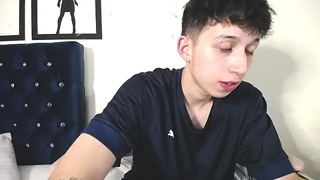  Thomas hot  online show from October 1, 4:18 am