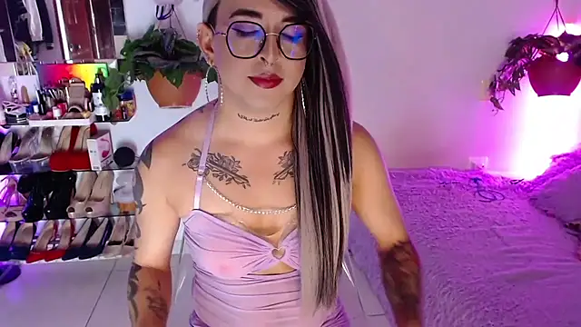 Laveneno ortiz07 online show from February 28, 12:00 am