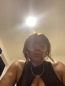 SWEET LOVER01 online show from April 9, 1:38 am