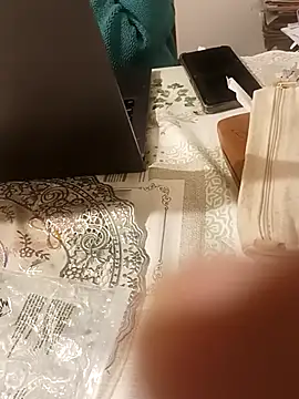 maleesa online show from October 12, 6:18 pm