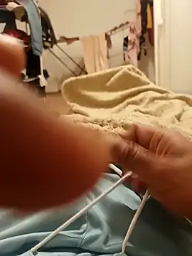 maleesa online show from November 4, 2:54 am