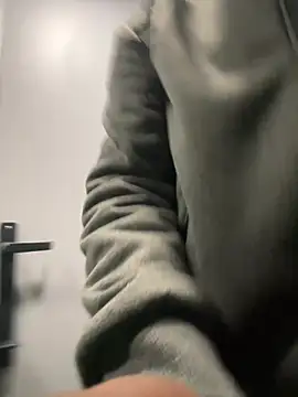 maleesa online show from March 22, 3:26 pm