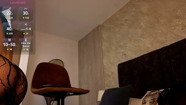 lola  sweetx online show from April 4, 11:08 am