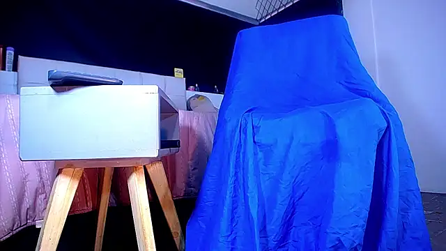 bellatrixx 69 online show from October 17, 11:35 am