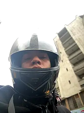 Snapshot of Osiiriis chatting on October 25, 11:29 am Osiiriis online show from October 25, 11:29 am