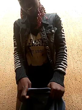 Swirly blac online show from March 10, 7:24 am