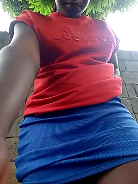 Snapshot of Sarie_sho chatting on March 19, 2:35 pm Sarie sho online show from March 19, 2:35 pm