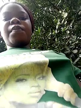 Snapshot of Sarie_sho chatting on March 22, 7:25 am Sarie sho online show from March 22, 7:25 am