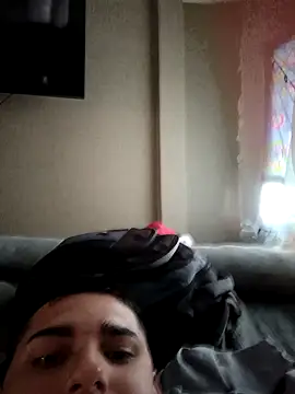 Snapshot of CuchiCuchi chatting on October 2, 7:10 pm CuchiCuchi online show from October 2, 7:10 pm