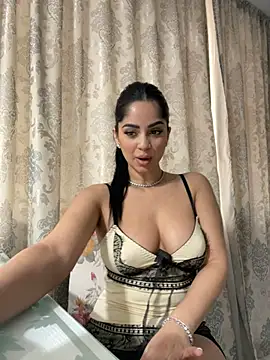  adelle online show from February 27, 12:13 pm