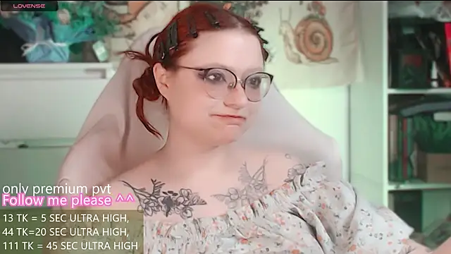 me  hanna online show from April 4, 2:54 am