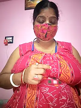 Snapshot of Kayra_34 chatting on February 4, 3:07 pm Kayra 34 online show from February 4, 3:07 pm