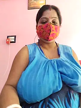 Snapshot of Kayra_34 chatting on February 7, 7:34 am Kayra 34 online show from February 7, 7:34 am