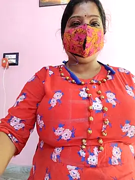 Snapshot of Kayra_34 chatting on February 12, 5:46 am Kayra 34 online show from February 12, 5:46 am