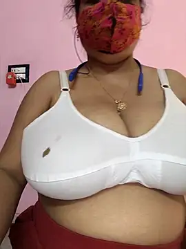 Snapshot of Kayra_34 chatting on February 17, 6:21 am Kayra 34 online show from February 17, 6:21 am