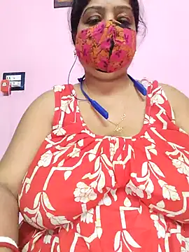 Snapshot of Kayra_34 chatting on February 21, 6:47 am Kayra 34 online show from February 21, 6:47 am