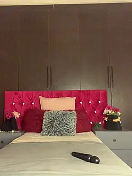 VeryGoodBadGirl1 online show from August 4, 10:23 pm