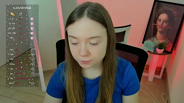 Snapshot of Florence_meow chatting on December 8, 8:09 am Florence meow online show from December 8, 8:09 am