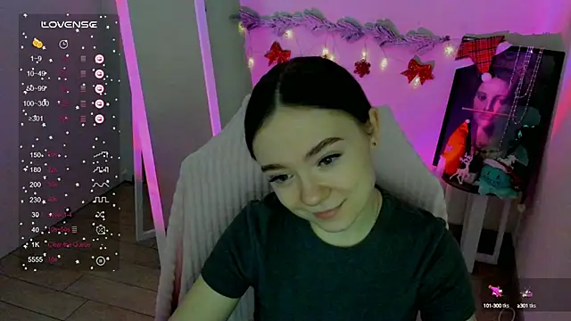 Snapshot of Florence_meow chatting on December 29, 7:28 am Florence meow online show from December 29, 7:28 am