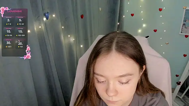 Snapshot of Florence_meow chatting on February 14, 10:17 am Florence meow online show from February 14, 10:17 am