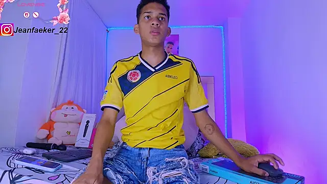 Snapshot of dilan_alfonzo chatting on June 28, 11:38 am dilan alfonzo online show from June 28, 11:38 am