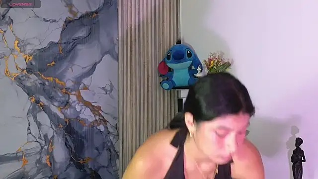 LissaWiild online show from September 13, 1:44 pm