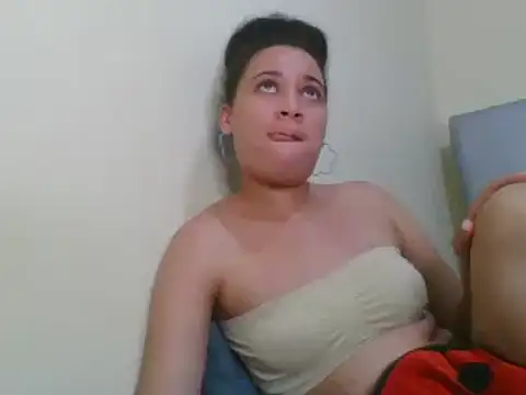 Snapshot of the_geisha_2021k chatting on January 13, 3:01 am the geisha 2021k online show from January 13, 3:01 am