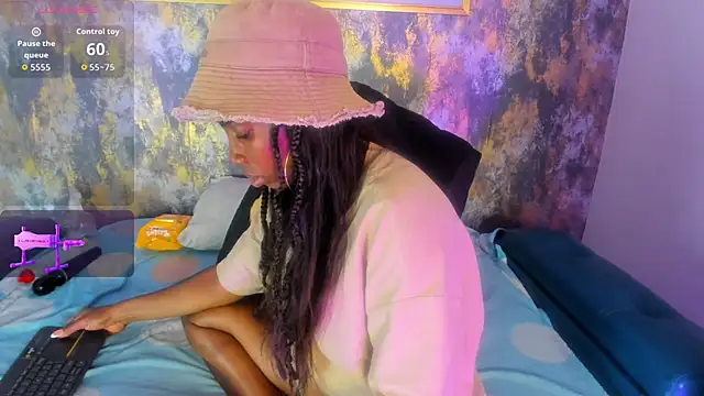 MonicaSchwartz online show from December 16, 8:25 pm