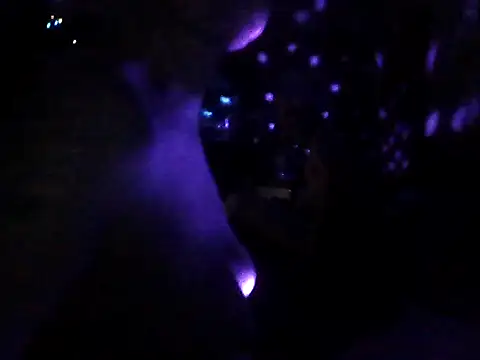 MickeysMallory9787 online show from April 7, 1:00 pm