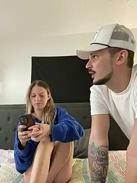 Snapshot of molly_witha_chance chatting on February 11, 2:46 am molly witha chance online show from February 11, 2:46 am