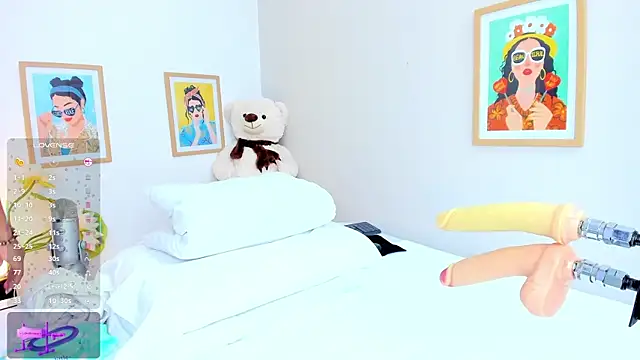 Snapshot of jasminnee_ chatting on February 10, 1:59 pm jasminnee online show from February 10, 1:59 pm