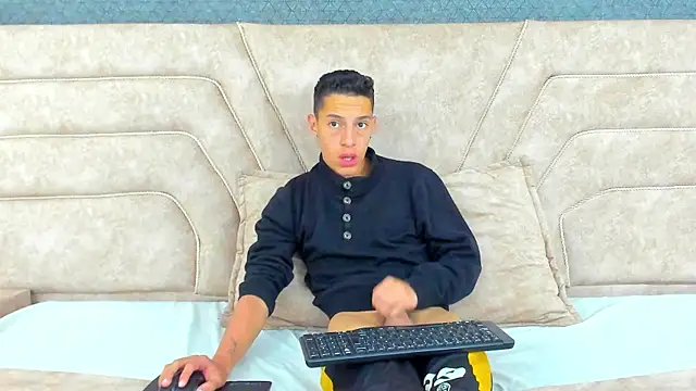 thiago19s online show from January 12, 12:28 am