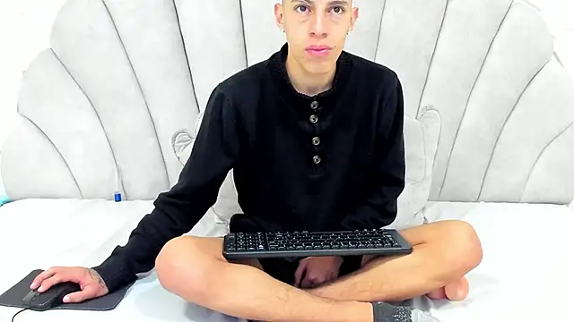 thiago19s online show from March 9, 3:32 am