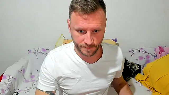 ANGELALEXYNO2024 online show from February 5, 7:20 pm