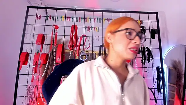 charrlotte quinn online show from January 11, 10:07 pm