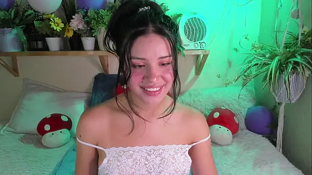 MiaaRose online show from January 7, 6:32 pm