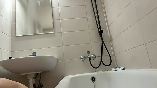 czruz online show from November 6, 8:15 am