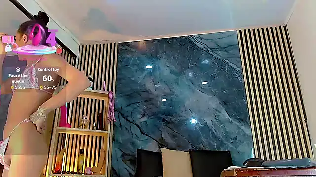 PriscilaRainbow online show from October 15, 8:09 pm