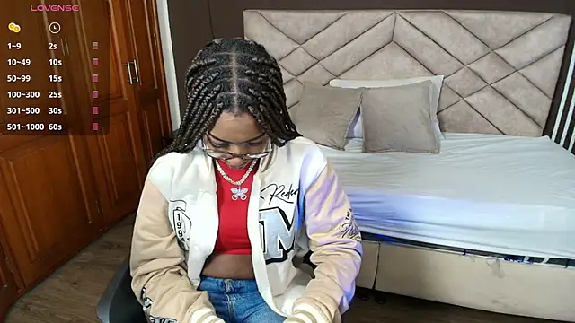 Raquel jones online show from November 7, 11:32 am