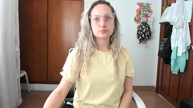 Adele johnsonn1 online show from October 14, 7:03 pm