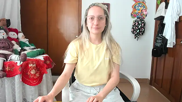 Adele johnsonn1 online show from November 24, 3:45 pm