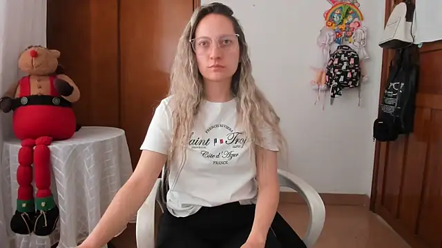 Adele johnsonn1 online show from March 13, 3:40 pm