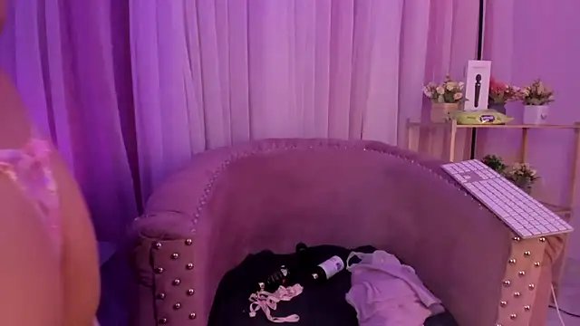 MelodySweett online show from November 27, 3:08 am