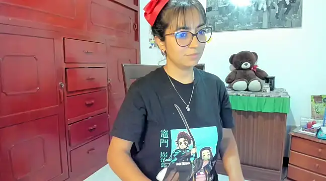 Snapshot of Isabellaa22_1 chatting on January 10, 2:57 am Isabellaa22 1 online show from January 10, 2:57 am