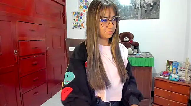 Snapshot of Isabellaa22_1 chatting on January 22, 11:34 am Isabellaa22 1 online show from January 22, 11:34 am